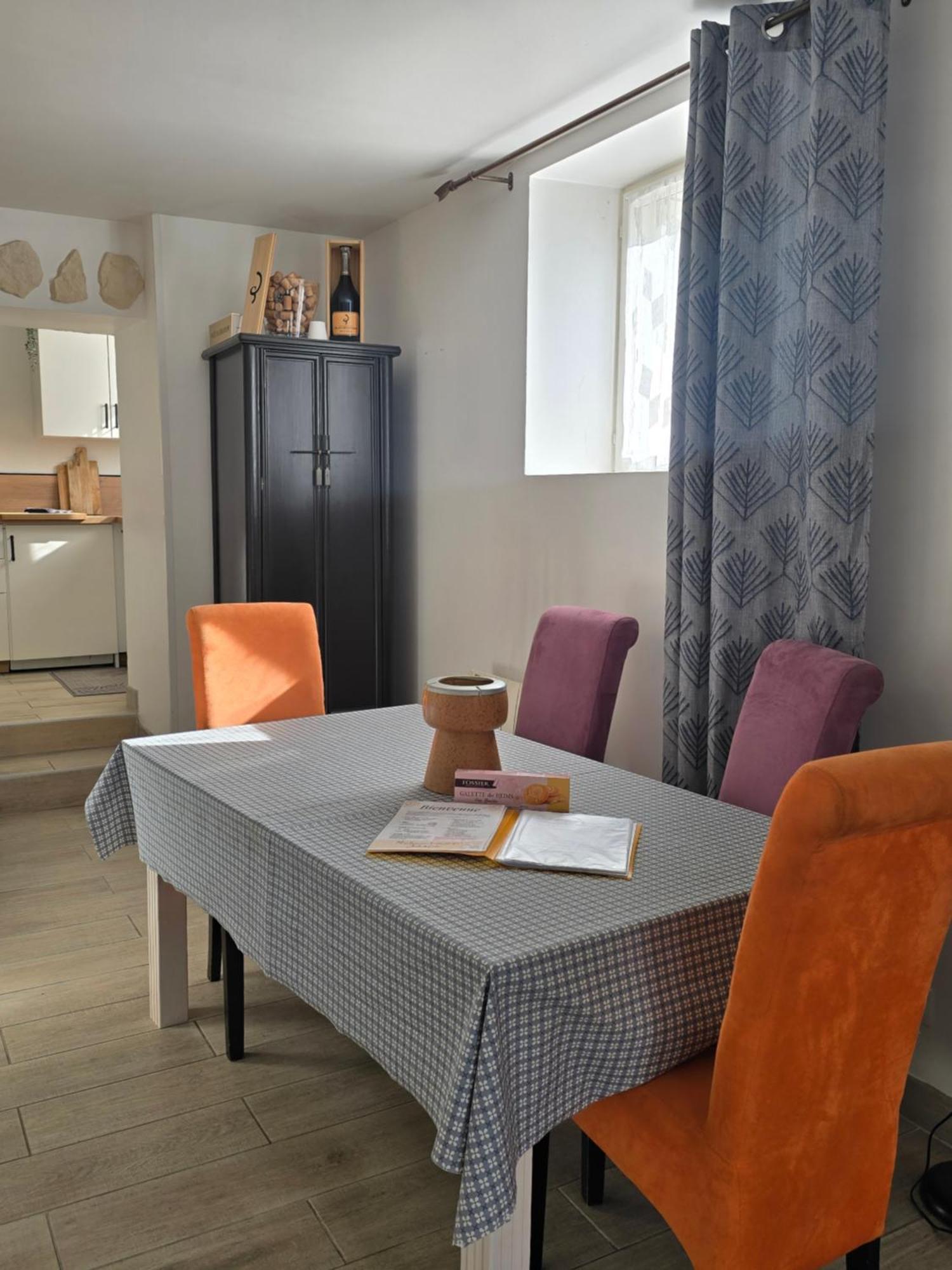 Enjoy En Champagne Maison Calme Au Milieu Du Vignoble Avec Parking Gratuit Dormans Eksteriør billede